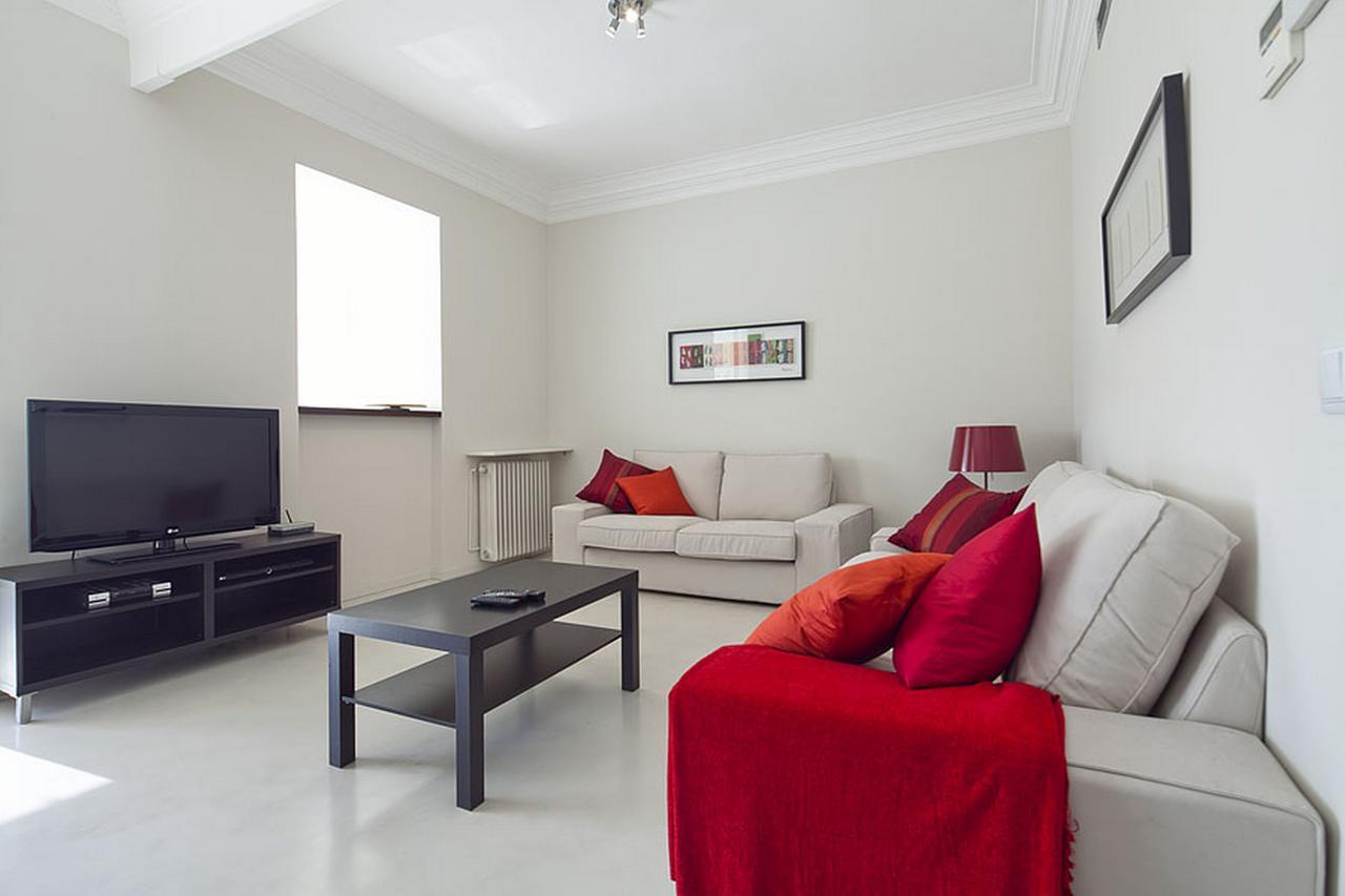 Central And Spacious Family Apartment Барселона Екстер'єр фото