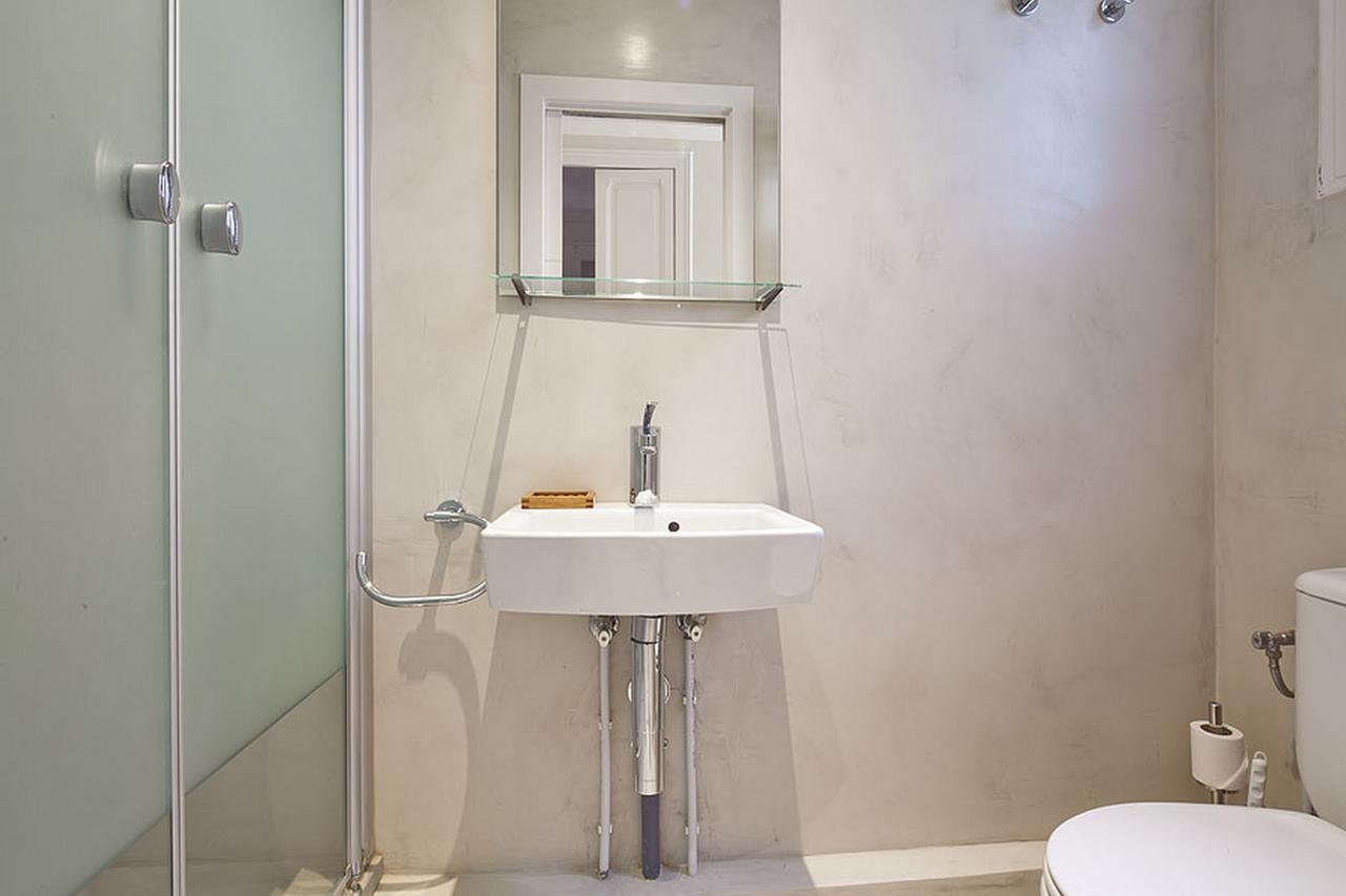 Central And Spacious Family Apartment Барселона Екстер'єр фото