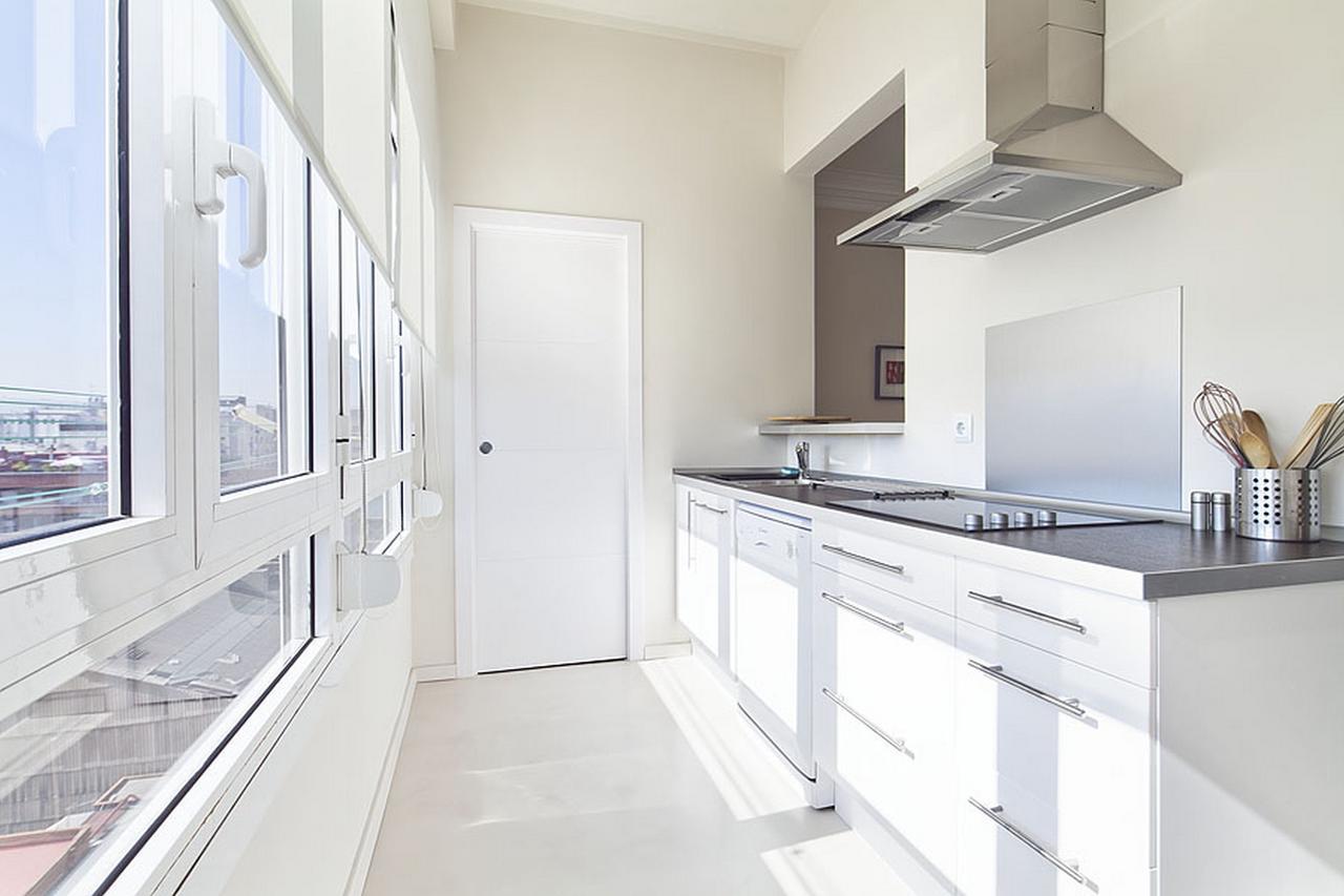 Central And Spacious Family Apartment Барселона Екстер'єр фото